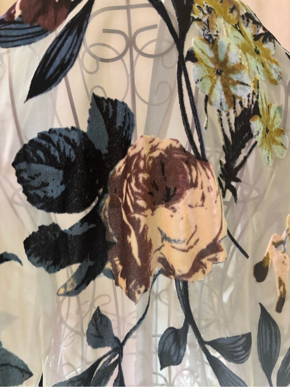 Chico's White Sheer Floral Kimono with Blue and Green Accents - Picture 8 of 14